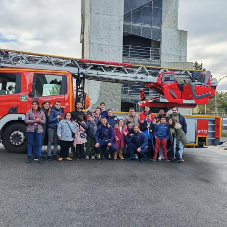 Visita al Servicio de Bomberos y Bomberas de Bilbao Visita al Servicio de Bomberos y Bomberas de Bilbao
